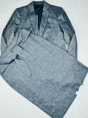 Ann Taylor NWT belted pencil skirt and matching blazer set. Size 2P. Linen blend